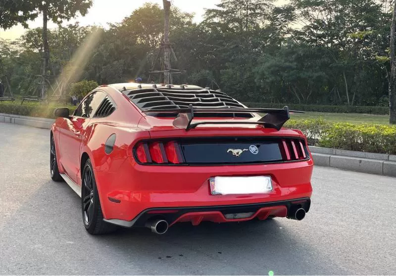 Ford Mustang 2.3 Ecoboost 2016 - Xe Ford Mustang 2.3 Ecoboost năm 2016, màu đỏ, xe nhập